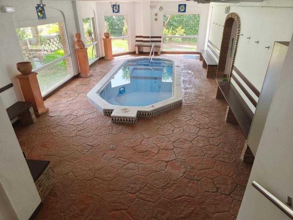 Außergewöhnliche Villa mit Meer- und Bergblick in der Sierra de los Andes