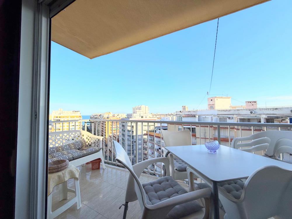 Helle Wohnung mit Meer- und Bergblick in San Antonio, Cullera